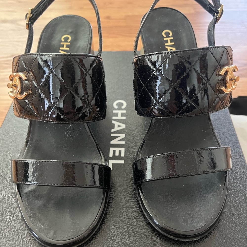 Chanel Black and Gold  Lock Women's Sandals